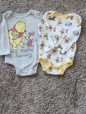 Disney Winnie the Pooh Yellow & Gray Long-Sleeve One-Piece Bodysuit Set
